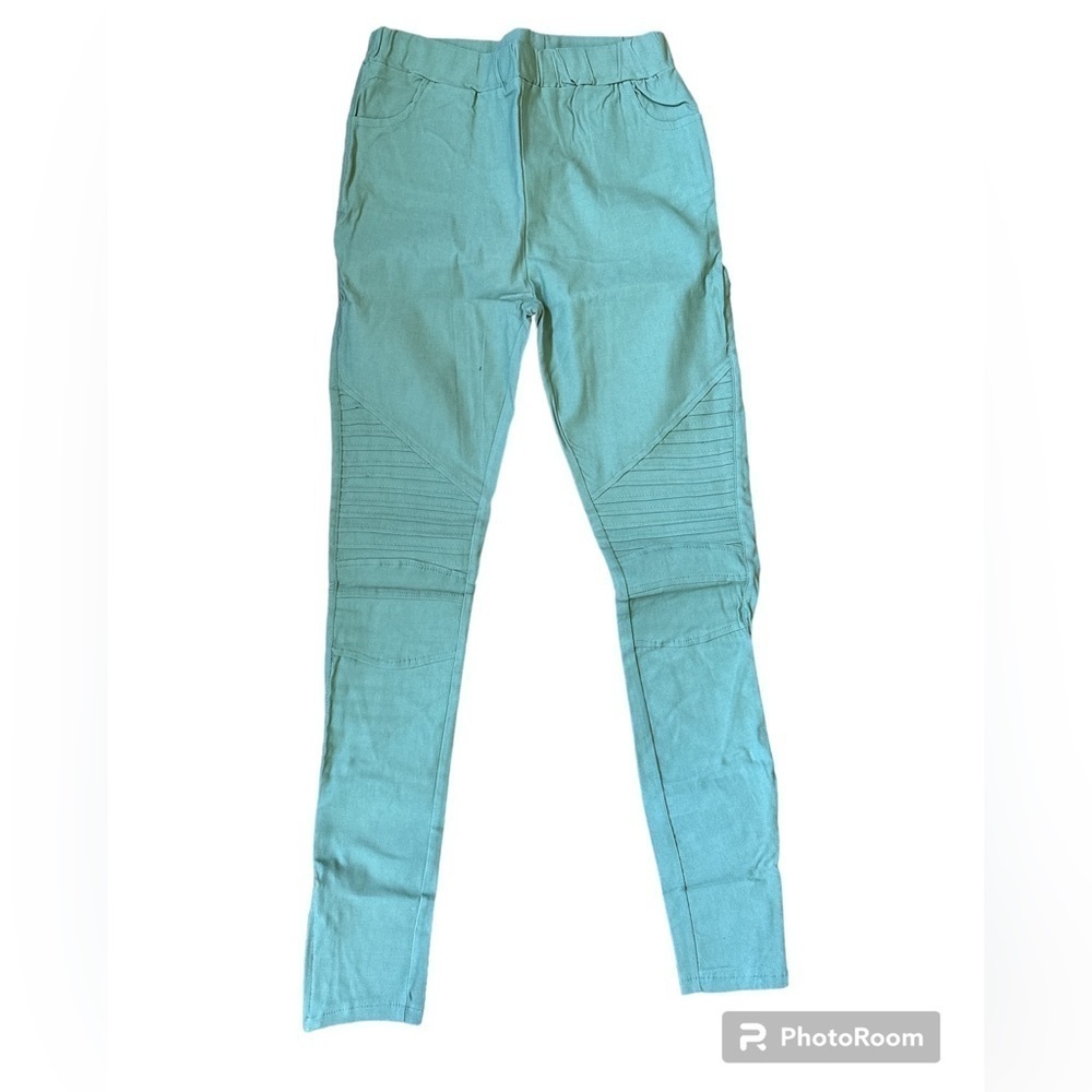 Green‎ pull on pants small new in bag